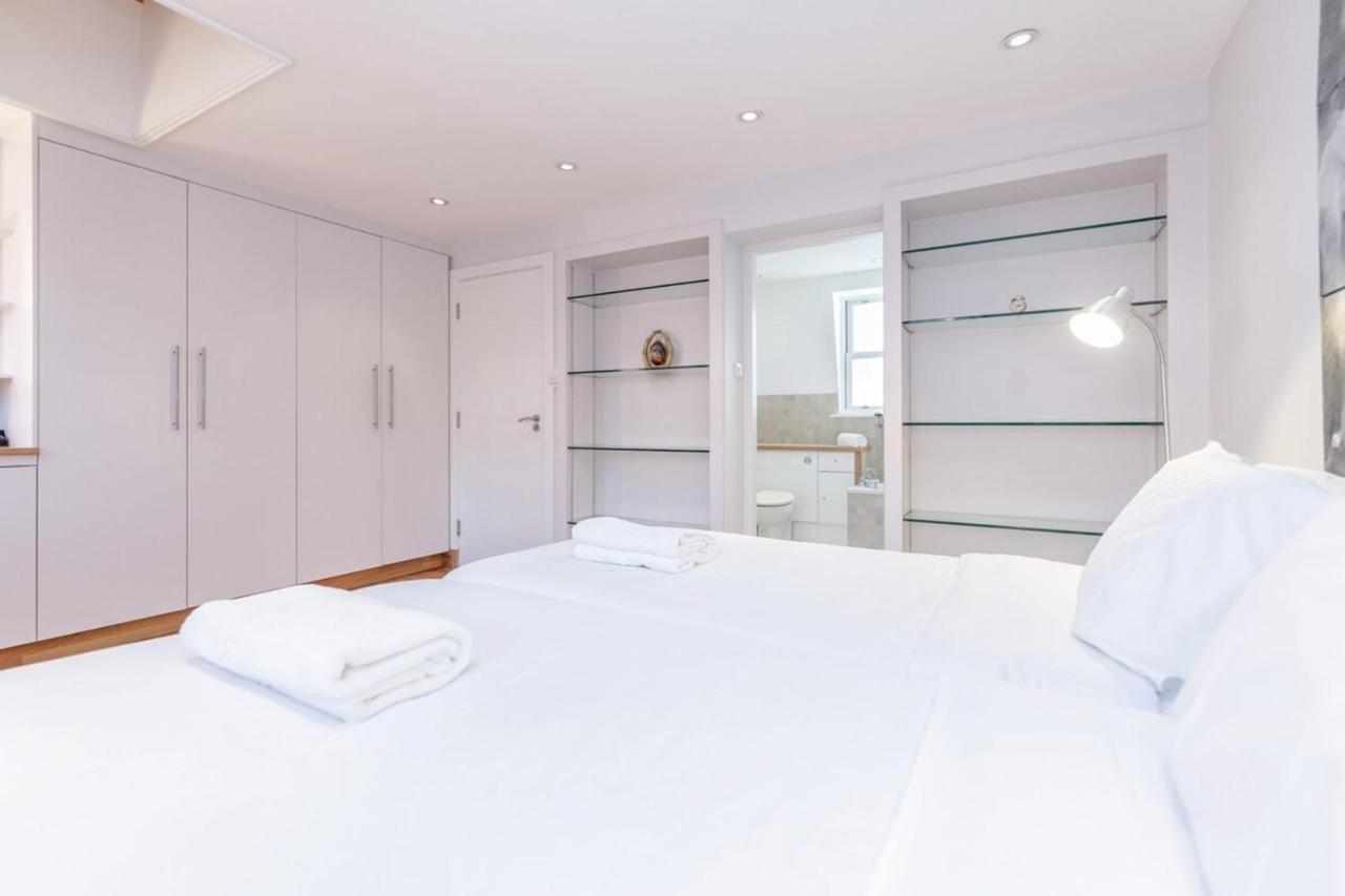 Beautiful 1 Bedroom Apartment In Victoria Лондон Экстерьер фото